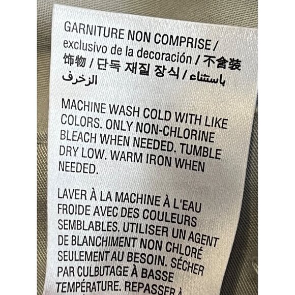 Style & Co Mid Rise Eyelet-Trim Womens Capri Pants Size 12 Gray New - Picture 9 of 11